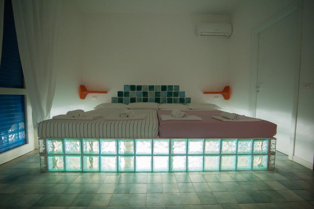 Suite House L'Isola Che Non C'E Fontane Bianche Exterior foto